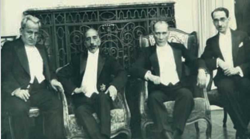 Atatürk ve Irak Kralı Faysal